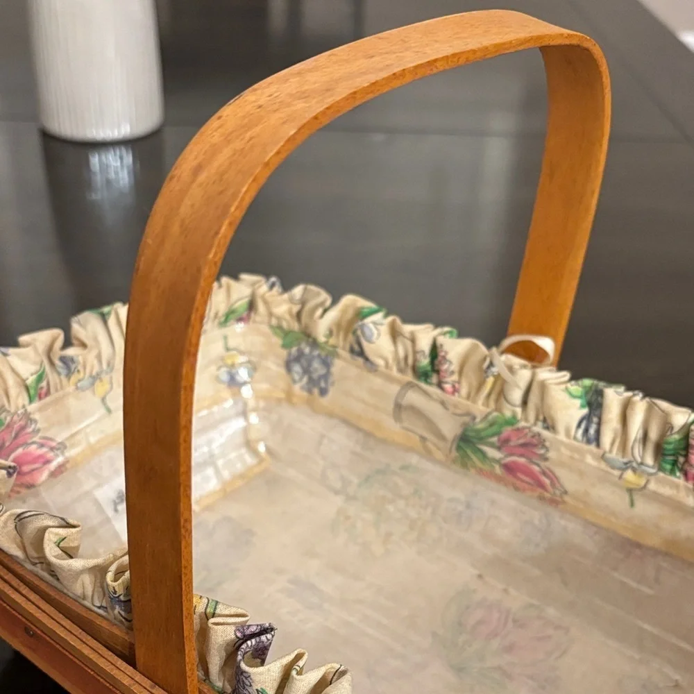 Longaberger 2000 Century Celebration Basket Floral Liner Handle Hat Medallion